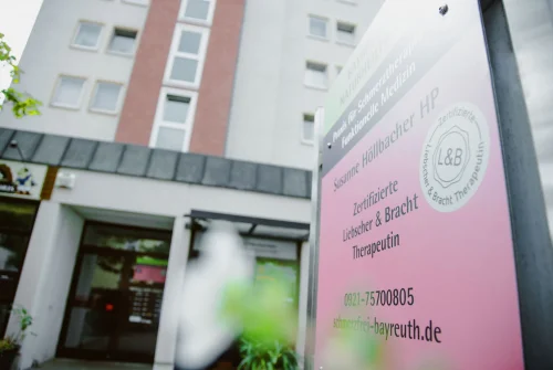 Liebscher & Bracht Schmerztherapie in Bayreuth - Außenaufnahme